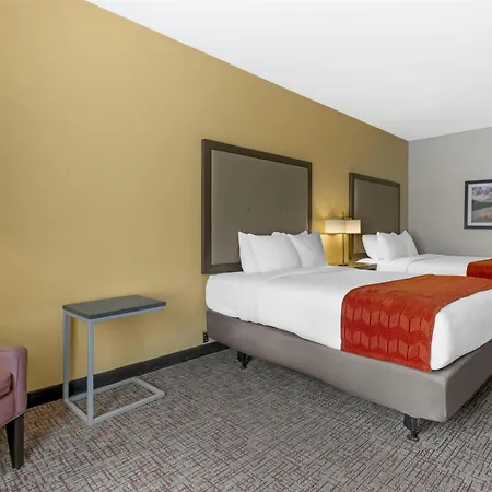 Best Western Plus Elizabethtown Inn & Suites Exterior photo