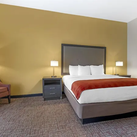 Best Western Plus Elizabethtown Inn & Suites Exterior photo
