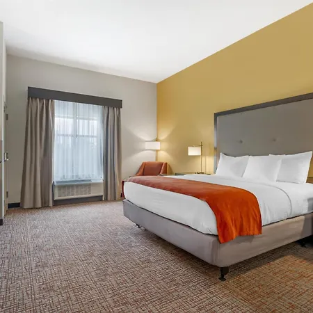 Best Western Plus Elizabethtown Inn & Suites Exterior photo