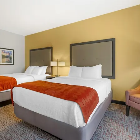 Best Western Plus Elizabethtown Inn & Suites Exterior photo