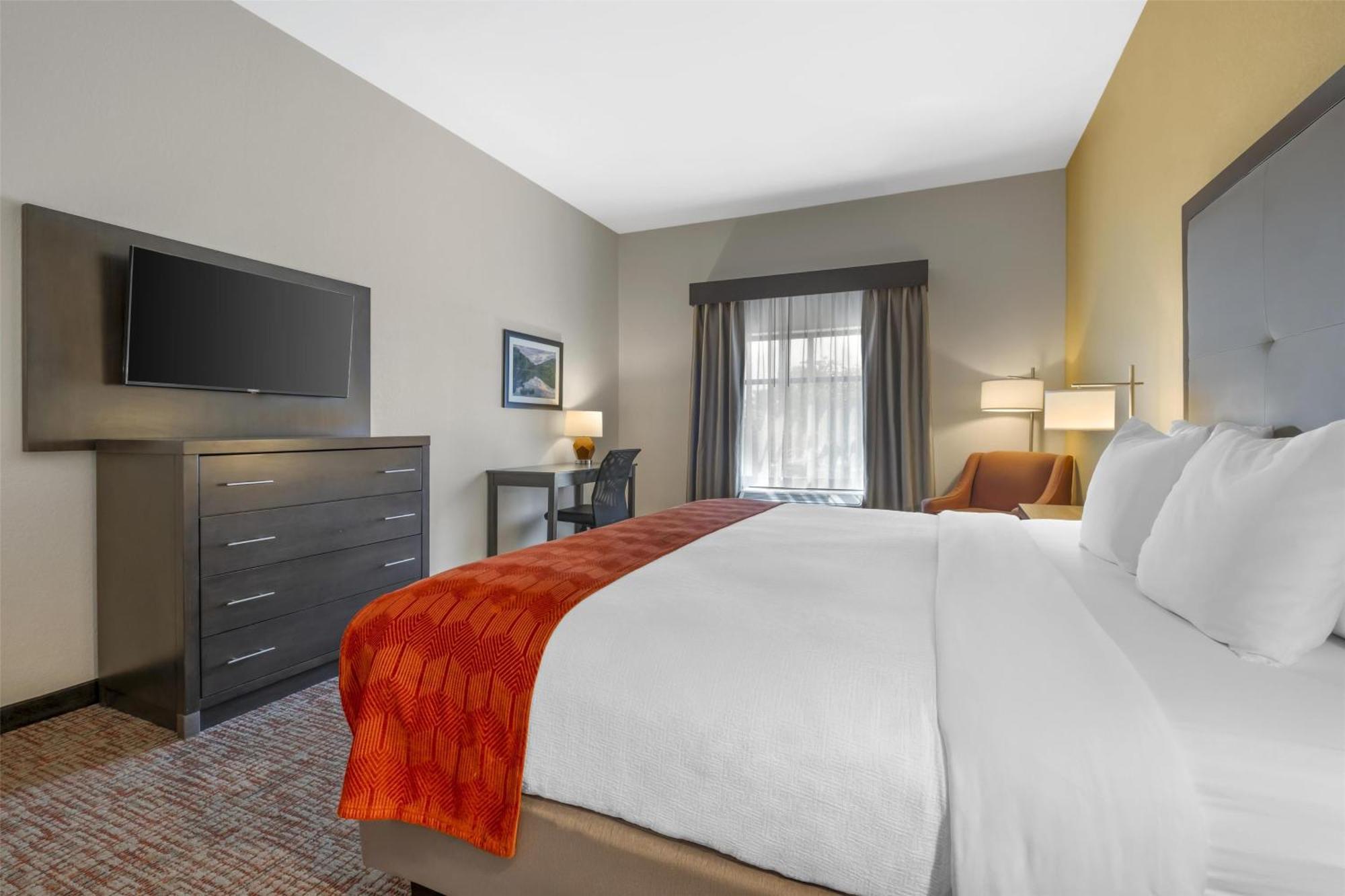 Hotel Western & 3*