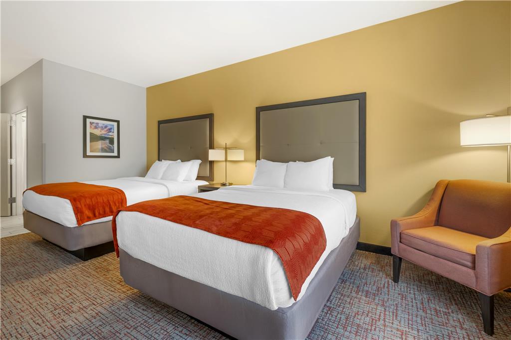 Western & 3* Elizabethtown